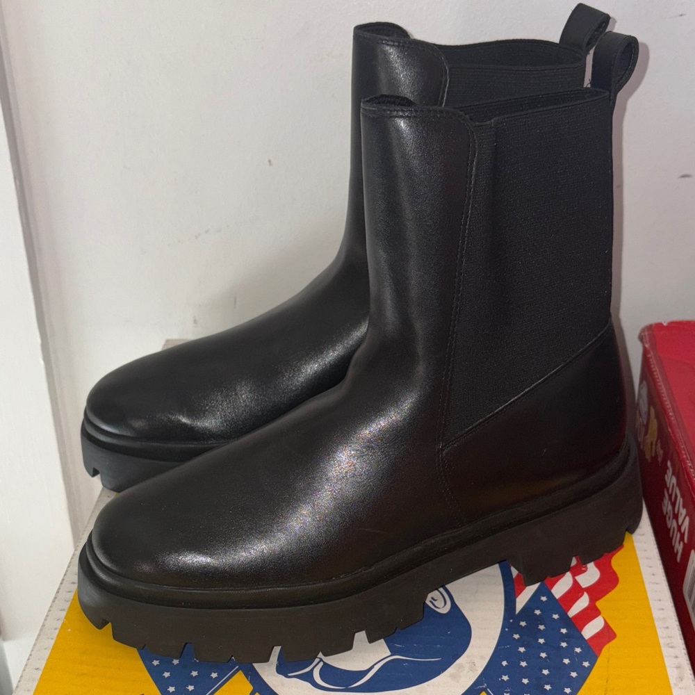 SCHUTZ Black Leather Women’s Boots size 8B